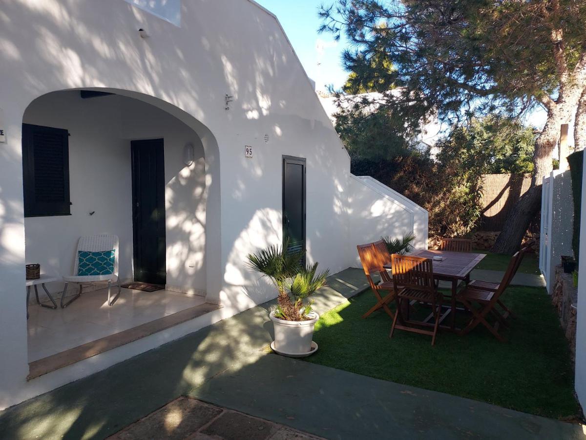 Apartamentos Delfines Cala Blanca  Buitenkant foto