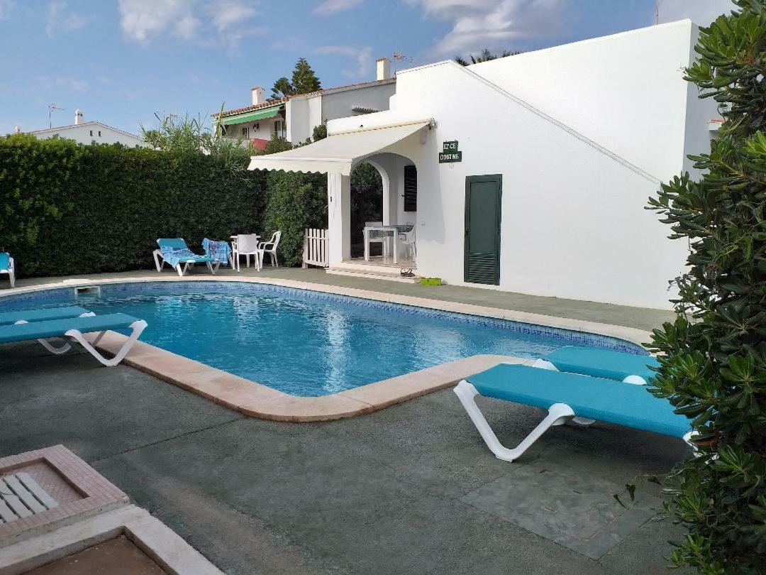 Apartamentos Delfines Cala Blanca  Buitenkant foto