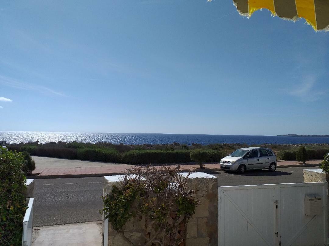 Apartamentos Delfines Cala Blanca  Buitenkant foto