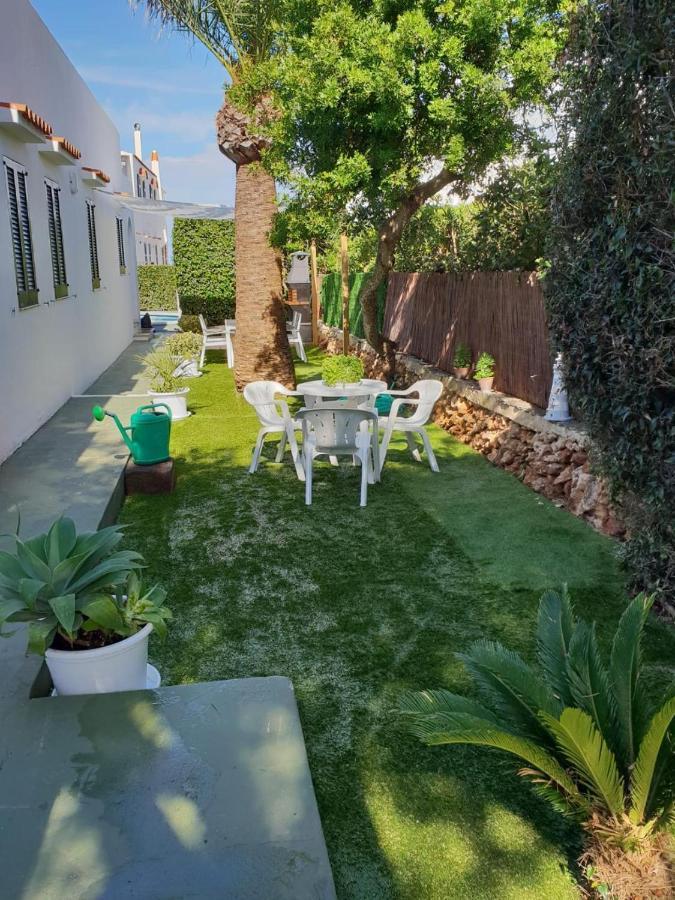 Apartamentos Delfines Cala Blanca  Buitenkant foto