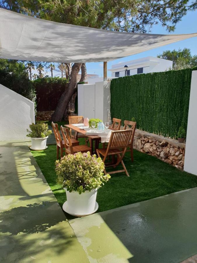 Apartamentos Delfines Cala Blanca  Buitenkant foto